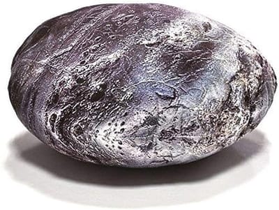 Fluweelachtig Planetenkussen Aarde - Decoratief Sierkussen 50x36 cm - Donkergrijs/Middengrijs