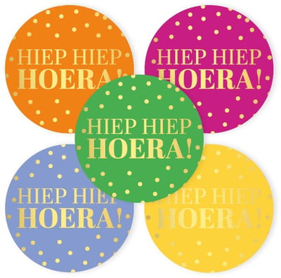 30x Sticker Hiep Hiep Hoera! - Mix - Sluitsticker - Sluitzegel - Verjaardag - Feeststicker Presentje - Enveloppe - Cadeau - Gift - Cadeauzakje - Traktatie - Leuk inpakken - Sticker - 50mm - 30 Stuks