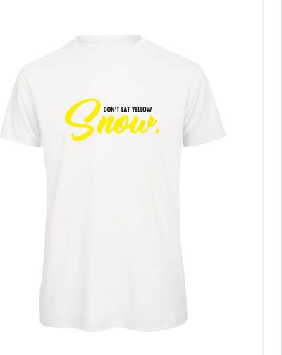Don't eat yellow snow wintersport t-shirt wit L - soBAD. | Foute apres ski outfit | kleding | verkleedkleren | wintersport t-shirt | wintersport dames en heren