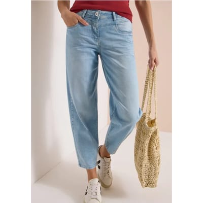 High Waist Barrel Leg jeans in Loose Fit