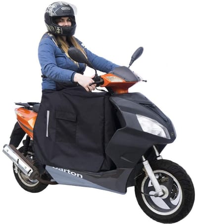 SVN® Beenkleed Scooter - Scooterkleed - Universeel Beenkleed - PVC Coating - Reflecterende Details - Zwart - ‎‎30cm x 18cm x 7cm