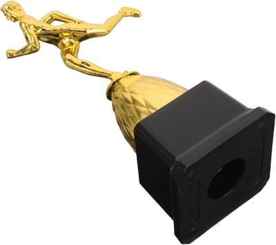 Feest Trofee - Gouden Beker Prijs - Sportevenementen Vieren - Robuust Plastic Ontwerp - 21 x 10.5 x 7.5 cm