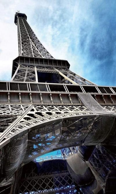 Fotobehang - Eiffel Tower 150x250cm - Vliesbehang