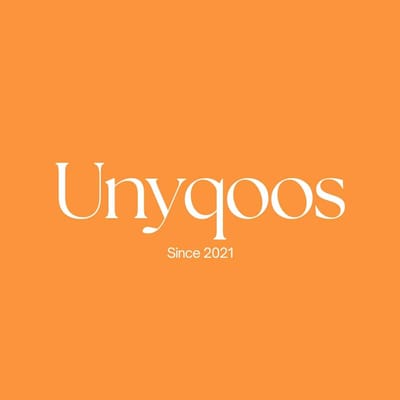 Unyqoos ® Stijlvolle Vrijstaande Toiletpapierhouder met Plank en Borstel voor Badkamerorganisatie