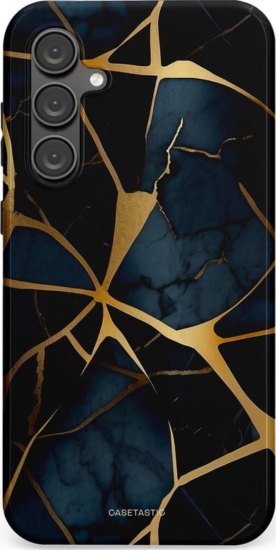 Casetastic hoesje geschikt voor Samsung Galaxy S23 FE - Dubbellaagse bescherming - Sterrennacht Marmer Goud - Fashion Case - Zwart Goud Donkerblauw