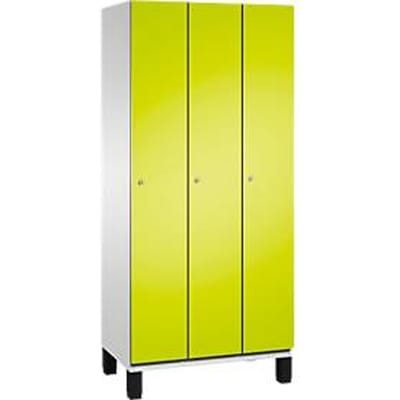 C+P locker Cambio, 3 vakken, op poten, B 900 x D 525 x H 1980 mm, lichtgrijs/kleedgroen