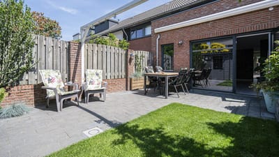 Kunstgras 2 x 13 meter - 20mm - Nederlandse Productie - Uitgeroepen zachtste Grastapijt | Waterdoorlatend | Tuin | Kind | Dier