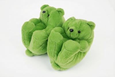 Grappige pantoffels | Beren sloffen | Groen | One size fits all maat 32 t/m 38 voor Kinderen, Dames en Heren | Beer Pantoffel | Pluche dierenpantoffels | zachte binnenschoenen | Sloffen en Pantoffels maat 32, 33, 34, 35, 36, 37, 38