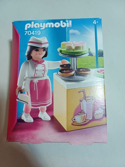 playmobil banketbakster met toonbank en taart 70419