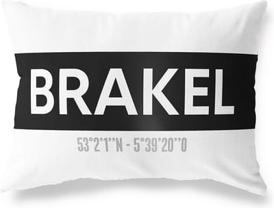 Tuinkussen BRAKEL - GELDERLAND met coördinaten - Buitenkussen - Bootkussen - Weerbestendig - Jouw Plaats - Studio216 - Modern - Zwart-Wit - 50x30cm