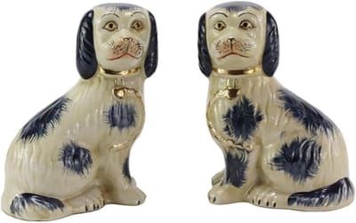 Unieke handgeschilderde porseleinen hondenfiguren, set van 2 blauwe ornamenten, keramische hondenverzameling voor huisdecoratie en originele cadeaus