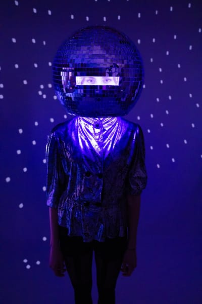 KIMU® Discobal Hoofd Volwassenen Ø 40 cm LED - Disco Head Spiegeltjes Zilver Spiegelbol Helm - Masker Verlichting Discobol Spiegelbol Lampjes Festival
