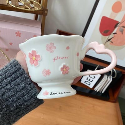 Schattige Kersenbloesem Mok met Lepel Hoogwaardig Souvenir Meisjeshart Keramische Waterbeker Geschenkdoos met Kelkglas 360ml