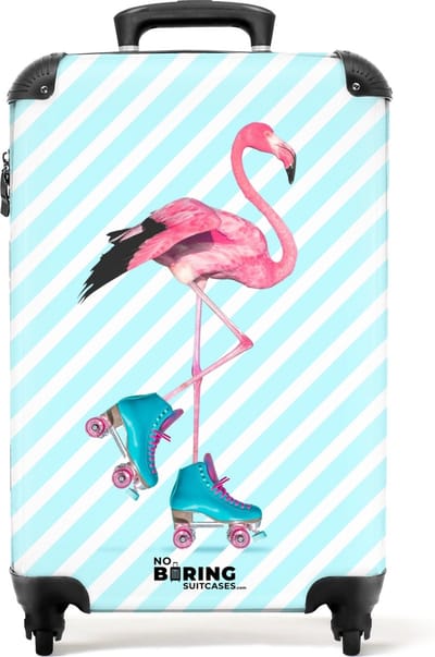 NoBoringSuitcases.com® - Handbagage koffer lichtgewicht - Reiskoffer trolley - Flamingo met blauwe rolschaatsen - Rolkoffer met wieltjes - Past binnen 55x40x20 en 55x35x25