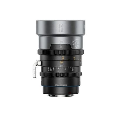 Sirui IronStar T2.8 1,5x anamorfisch full-frame cine-objectief 135 mm  Blue Flare