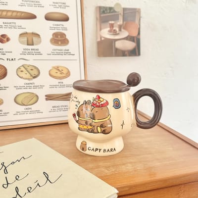 Schattige Capibara Mok met Deksel Lepel Hoge Precisie Keramische Kop Huishoudelijke Koffiekop Praktisch Verjaardagscadeau 301-400ml beige
