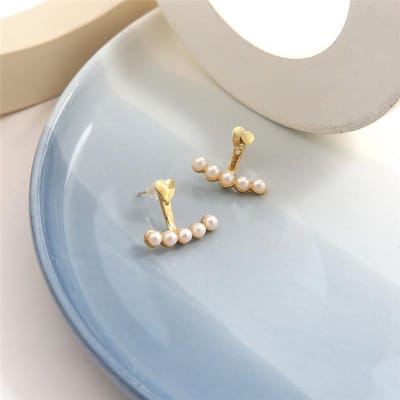 Nouvelles Boucles d'Oreilles Puces Élégantes Couleur Or Cœur Bijoux de Mode Coréenne Pour Femme Filles Accessoires beige