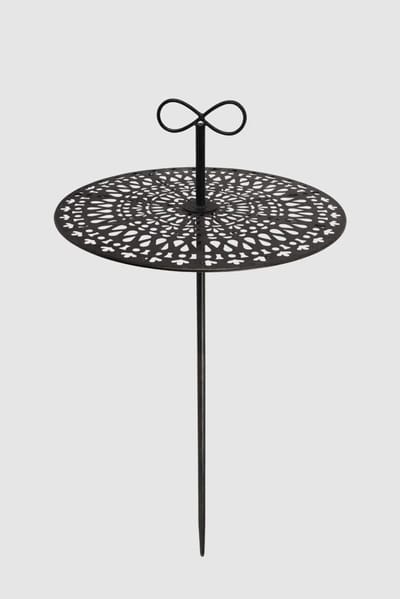Tuintafel met spies - Bijzettafel - Buiten genieten - Decoratieve ornamenten - Ø 50 cm - Bruin
