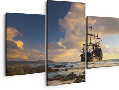 Artaza Canvas Schilderij Drieluik Piratenschip aan de Kust bij Zonsondergang - 150x120 - Groot - Foto Op Canvas - Canvas Print