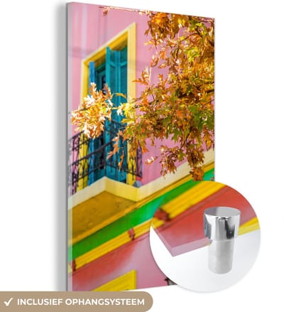 ® Glasschilderij 120x180 cm - Schilderij acrylglas - Foto van een roze huis bij de wijk la Boca in Zuid-Amerika - Foto op glas - Muurdecoratie woonkamer - Wanddecoratie slaapkamer - Schilderijen