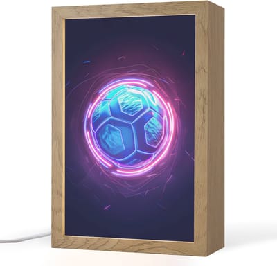 Nachtlampje 20x30 cm - Kinder lampje - Voetbal - Sport - Blauw - Paars - Tafellamp kinderkamer - Slaapkamer lamp - Bedlamp kinderen - Kinderlampje stopcontact - Wandlamp babykamer - Nachtlampjes