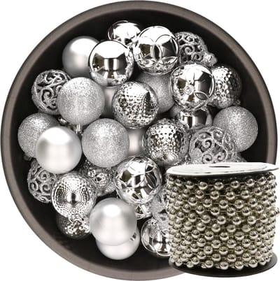 Kerstballen 6 cm - 37x stuks - incl. kralenslinger 10 m - zilver - kunststof
