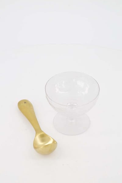 Zusss Set Van Een Ijsschep Goudkleurig En Een Coupe Glas Hartje - Verjaardag - Cadeau Dames Metaal Gold