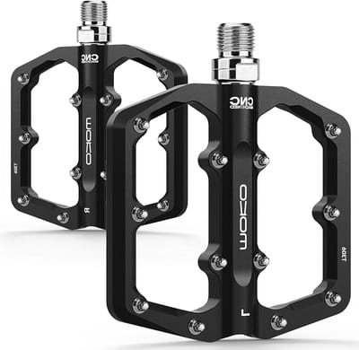 CNC gefreesde aluminium fiets pedalen met 3 afgedichte lagers, 24 antislip pinnen, eenvoudig te installeren voor mountainbike, racefiets en stadsfiets