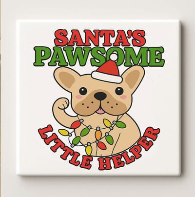 Santa’s Pawsome Little Helper Keramische Tegel – 15x15 cm Schattige Kerst Hond Ontwerp – Leuk Feestcadeau voor Dierenliefhebbers & Kerstdecoratie