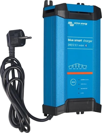Victron Blue Smart IP22 24/12 acculader