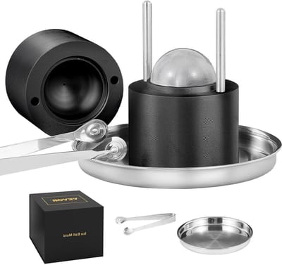 VEVOR IJsbalpers, 2,4 inch ijsbalmachine, vliegtuigen Al legering ijsbal persset voor 60 mm ijsbol, ijspers met tang en druppelbak, voor whisky, cocktail, bourbon, Schot op feest en vakantie, zwart