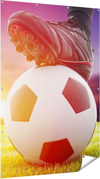 Gards Tuinposter Klassieke Voetbal Aftrap met Zonsondergang - 120x180 cm - Tuindoek - Tuindecoratie - Wanddecoratie buiten - Tuinschilderij