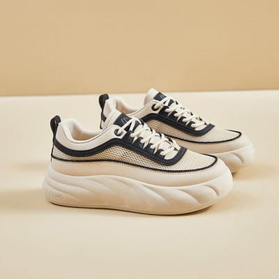 Zomer Nieuwe Kleine Witte Schoenen Dames Superzachte en Dikke Zolen Veelzijdige Boardschoenen Verhoogde Mesh Ademend Street Shooting Damesschoenen 40 zwart
