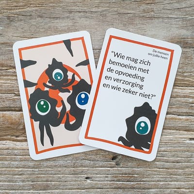 Odder Being Gesprekskaarten over Ouderschap - Cadeau bij Kinderwens en Zwangerschap voor Aanstaande Ouders - 55 Kaarten