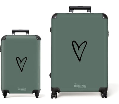 NoBoringSuitcases.com® - Kofferset 2 delig - Koffer lichtgewicht - Groen met zwart hartje - Reiskoffer set met 4 wielen - Handbagage trolley - Middelgrote rolkoffer - Ruimbagage koffer - Koffers met TSA slot