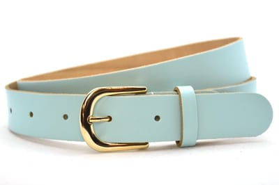 Dames riem Leer- Pastel blauw - Breedte 3cm - Mooie gouden gesp - Lengte totaal 100 cm / Riemmaat 85 - Blauwe riem dames
