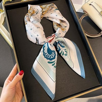 Foulard en Soie Naturelle Carré pour Femme Châles Écharpes Foulards Pashmina Tour de Cou Hijab Féminin Bandana Poncho 65cm Real Silk 65x65cm