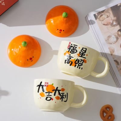 Schattige Handbeschilderde Oranje Mok Creatieve Zegeningen met Deksel Waterbeker Schattige Huishoudelijke Keramische Beker Souvenir Cadeau Beker 301-400ml orange