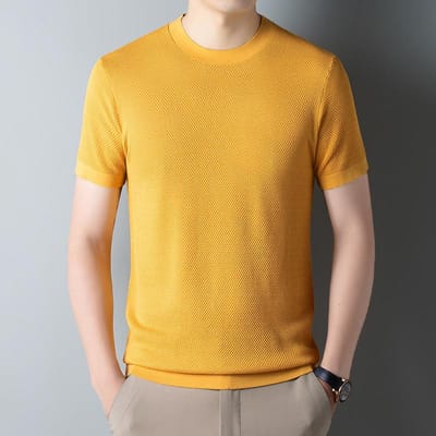 Été Nouveau Produit Ananas Aiguille Respirant Glace Soie Yilite Tricoté À Manches Courtes Hommes Affaires Mode Décontracté À Manches Courtes Hommes Vêtements 4XL jaune