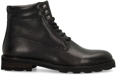 Manfield - Heren - Zwarte leren veterboots - Maat 46