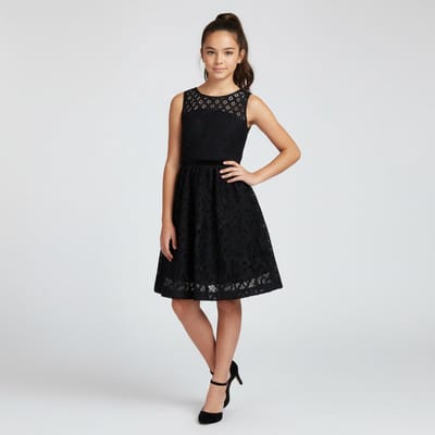 La V Elegante kant jurk met mouwloze Zwart 140