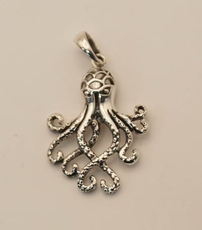 Sterling zilveren hanger inktvis - inktvis hangertje van 925 zilver - zilveren hanger octopus - mooie octopus hangers van zilver - silver pendant octopus - zeedieren hangers van zilver voor aan ketting