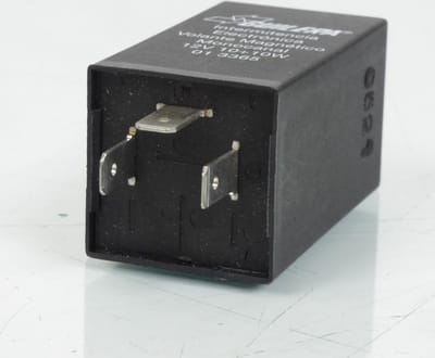 Centrale clignotante Guilera pour Moto Rieju 50 RRX 12V 10+10W 3 pôles / 01 3365 Neuf