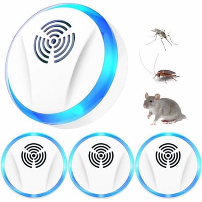 Een set van 4 ultrasone muggenverdelgers; ultrasone elektronische ongediertebestrijding. Geschikt voor gebruik binnenshuis; verdrijft muggen, mieren, spinnen en kakkerlakken.