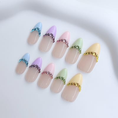 GimmeClawz Press On Nails - Fake nails - Handgemaakte Press-On Nagels - 24 Plakstickers, Regenboog Kleurrijke French Tips Nagels - Twinkle Tips - Maat XS