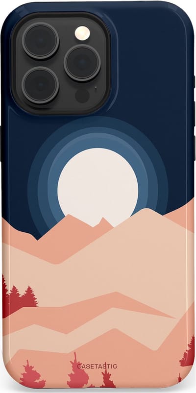 Casetastic hoesje geschikt voor Apple iPhone 15 Pro Max - MagSafe - Dubbellaagse bescherming - Bergen bij maanlicht - Fashion Case - Zwart Perzik Zand Koraal