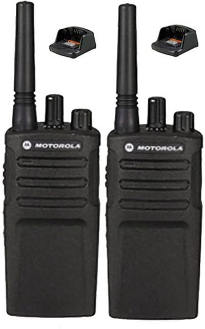 Set van 2 Motorola XT420 UHF IP55 PMR446 Portofoon met laders