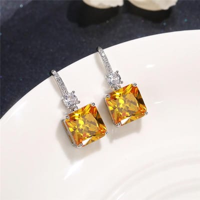 Huitan prachtige oorbellen met prinsesslijpsel en gele zirkonia steentjes, perfect voor een bruiloft, feest of andere trendy sieraden. gray