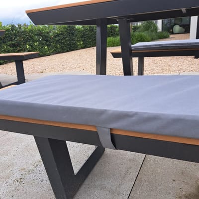 LuLu wonen – 1 Picknicktafel Picknickbank kussen – 150 x 30 cm – 4 cm dik | Licht Grijs | 1 kussen | Waterafstotend Buitenkussen