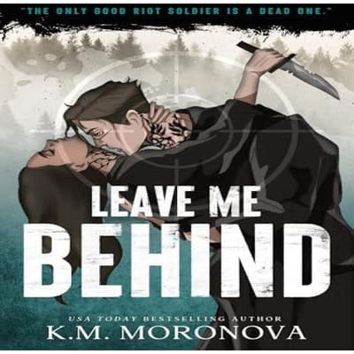 Laat Me Achter door K.M. Moronova Paperback Boek 9781464260124